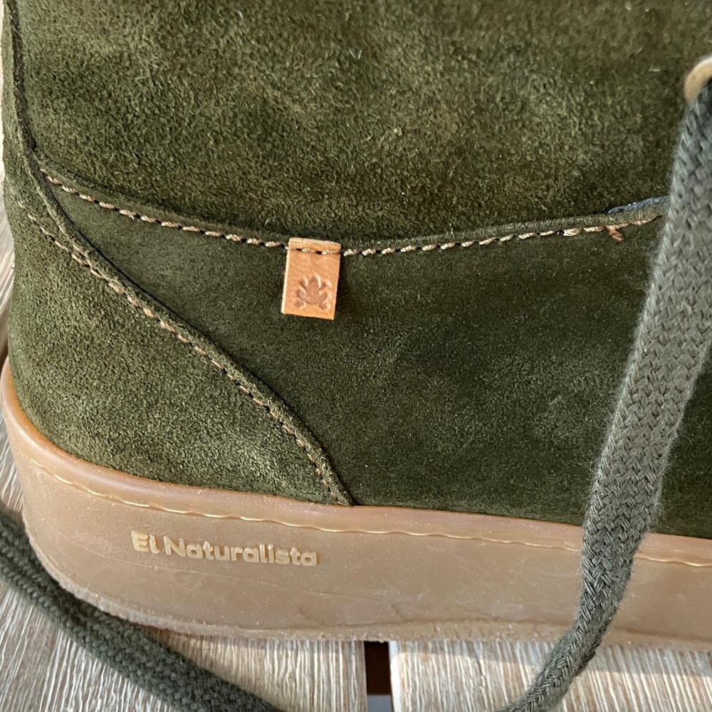 El Naturalista Boots size 41. Silk Suede Forest Green. - Picture 6 of 8
